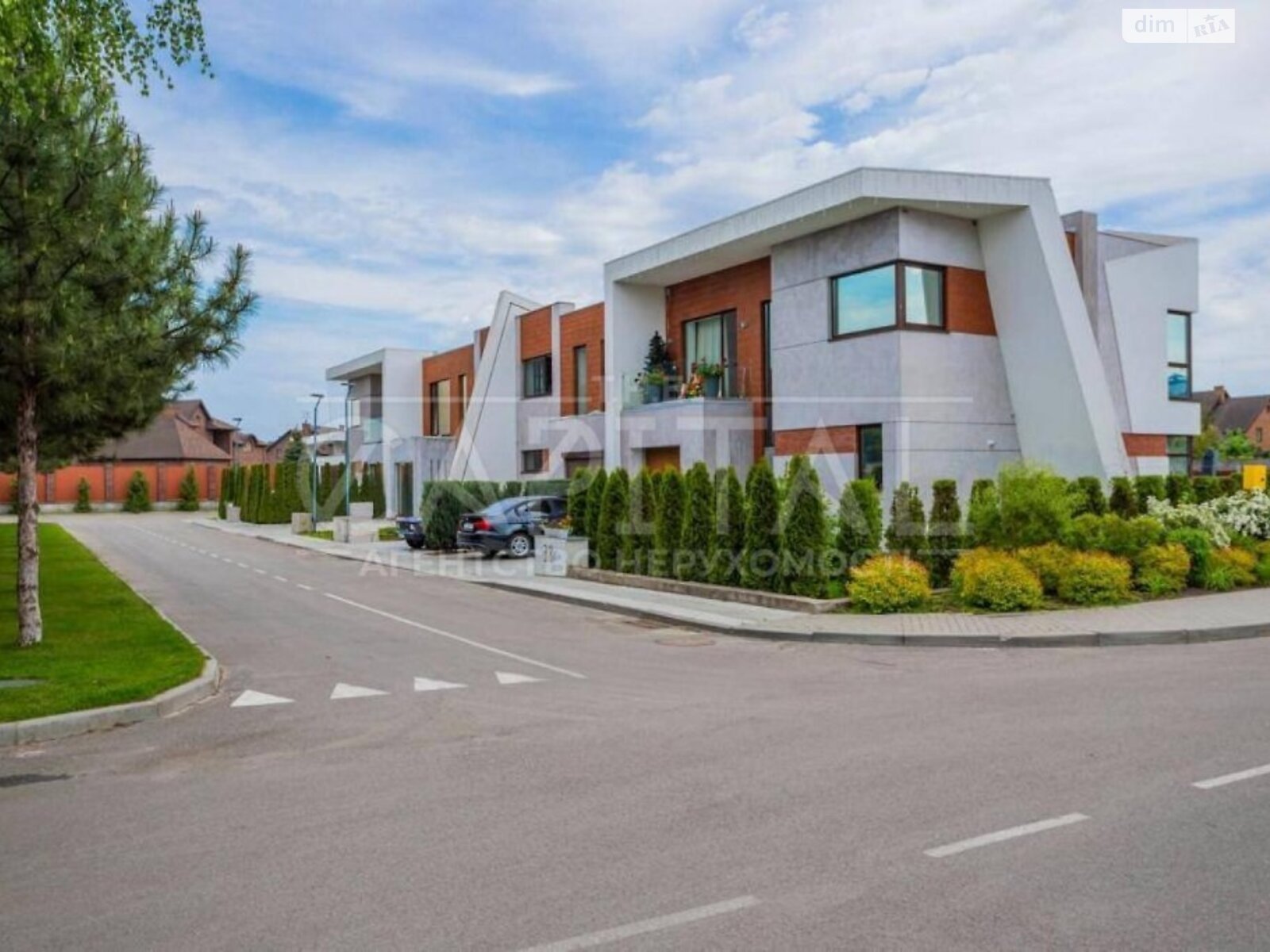 двоповерховий будинок, 220 кв. м, цегла. Продаж у Козині фото 1 двоповерховий будинок, 220 кв. м, цегла. Продаж у Козині фото 1