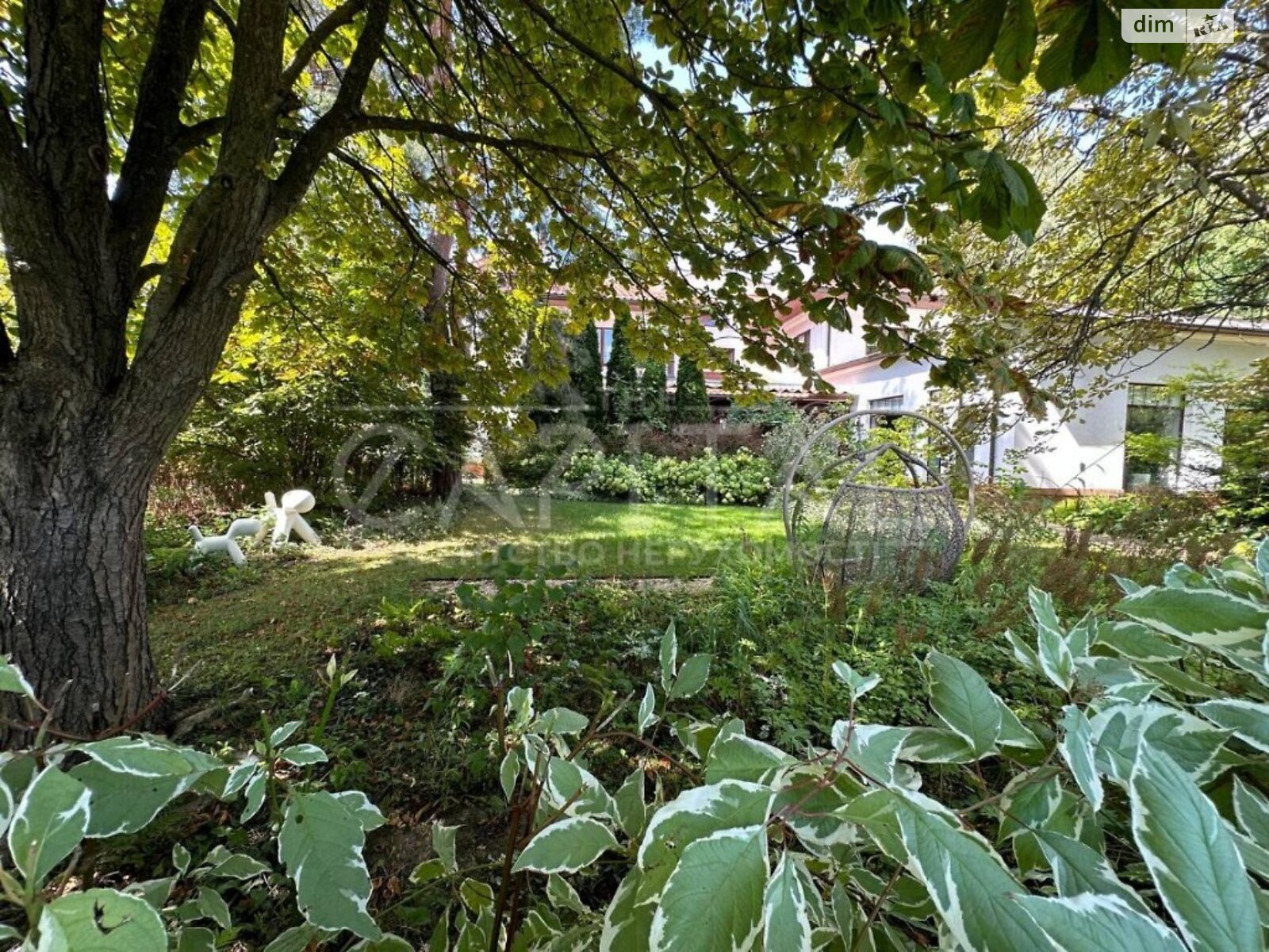 двухэтажный дом, 1500 кв. м, кирпич. Продажа в Козине фото 1