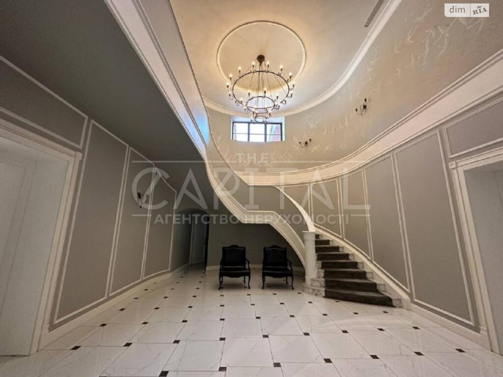 двухэтажный дом, 1500 кв. м, кирпич. Продажа в Козине фото 1