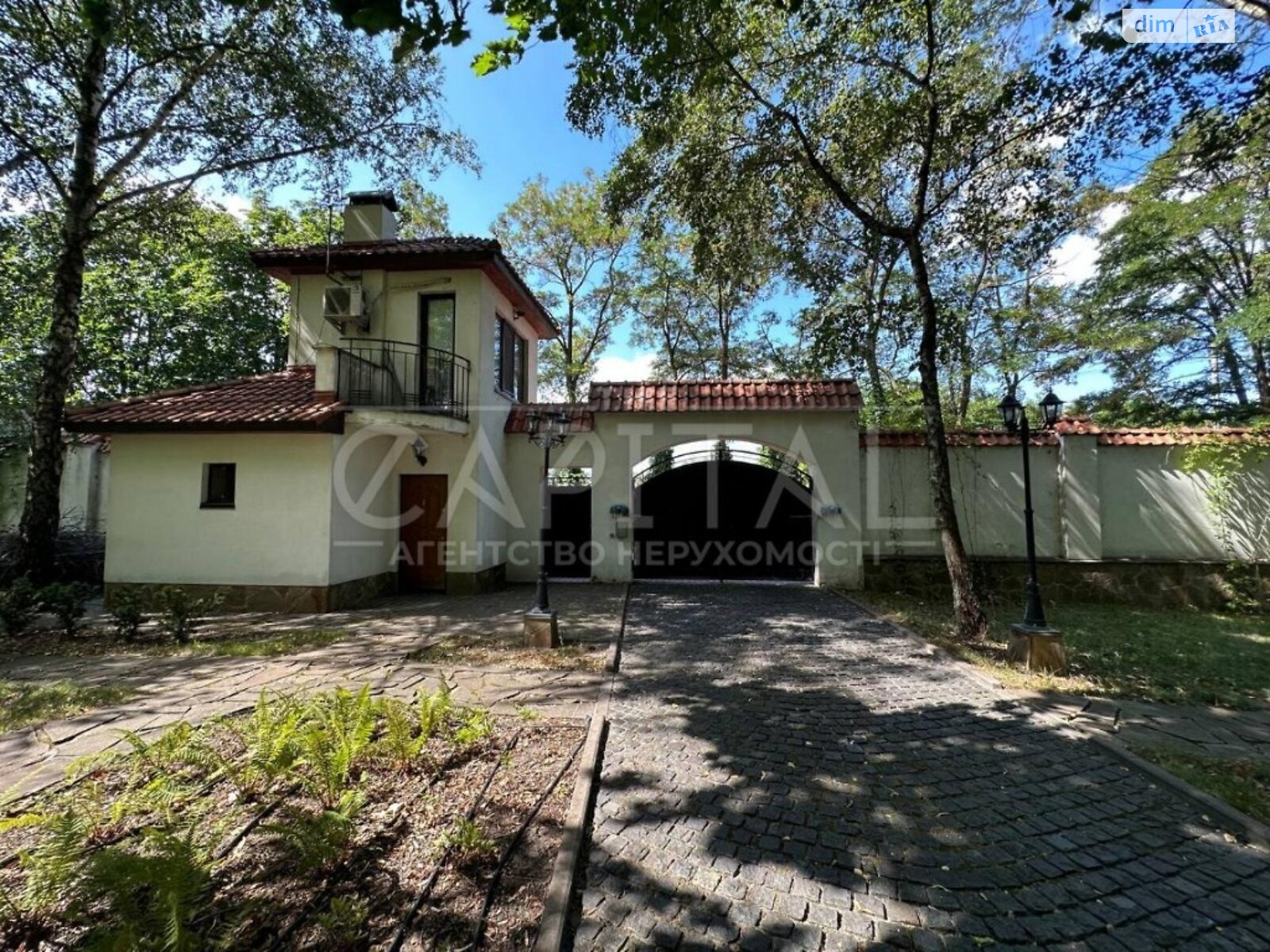 двухэтажный дом, 1500 кв. м, кирпич. Продажа в Козине фото 1