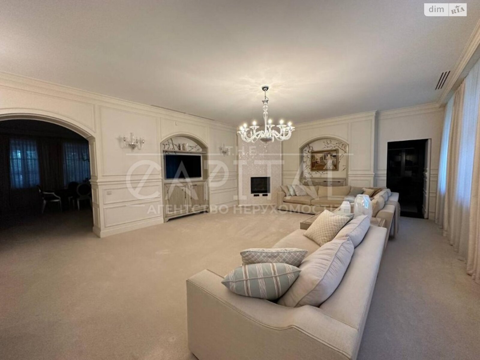 двухэтажный дом, 1500 кв. м, кирпич. Продажа в Козине фото 1