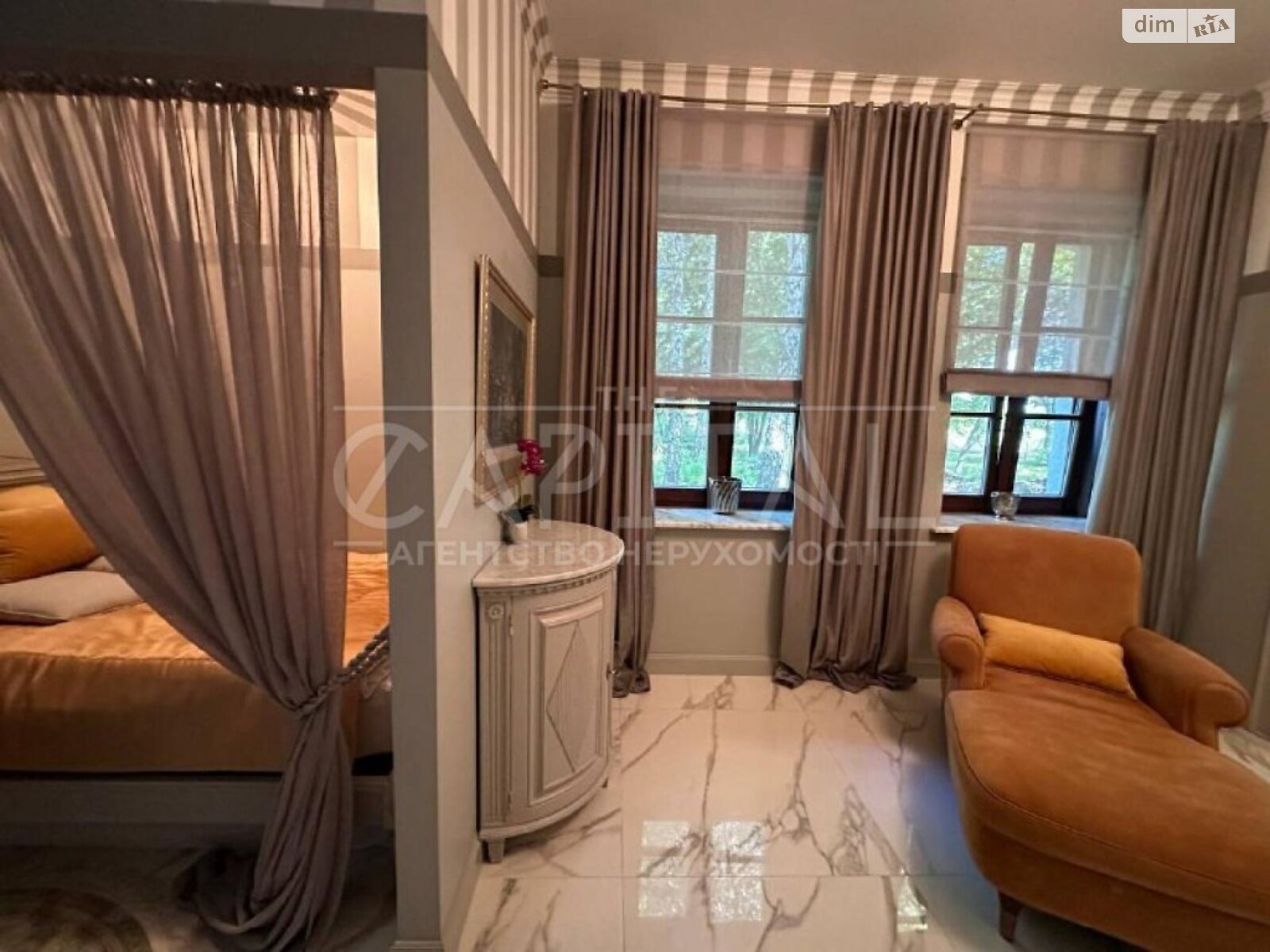 двухэтажный дом, 1500 кв. м, кирпич. Продажа в Козине фото 1