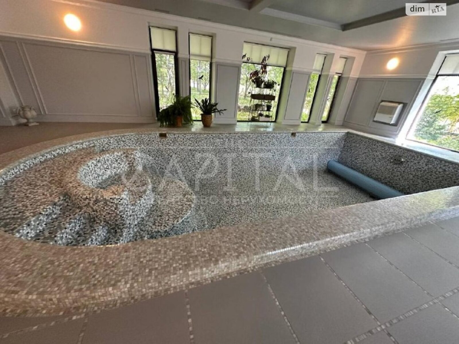 двухэтажный дом, 1500 кв. м, кирпич. Продажа в Козине фото 1