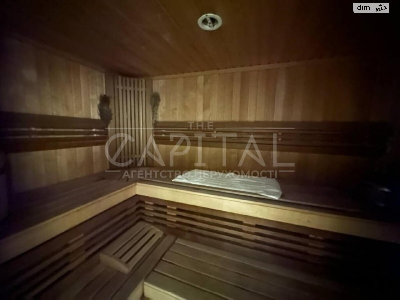 двухэтажный дом, 1500 кв. м, кирпич. Продажа в Козине фото 1