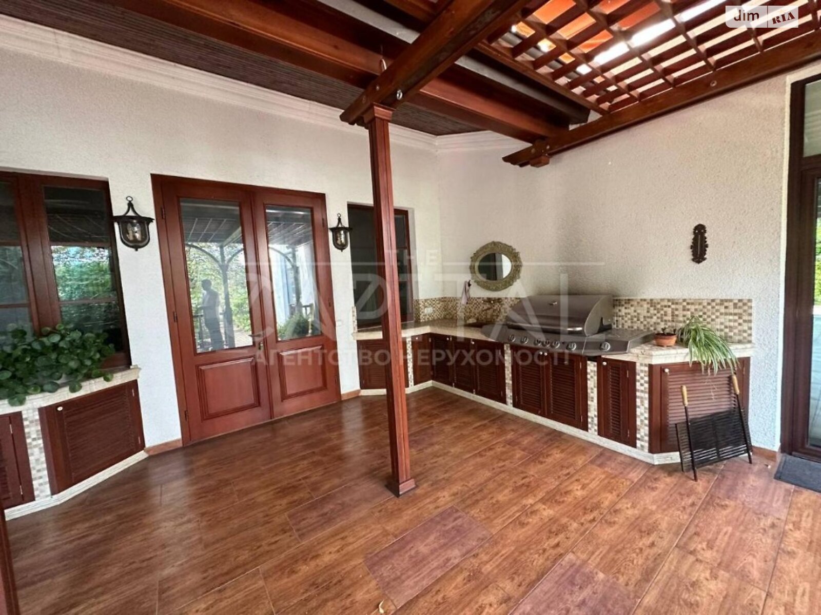 двухэтажный дом, 1500 кв. м, кирпич. Продажа в Козине фото 1