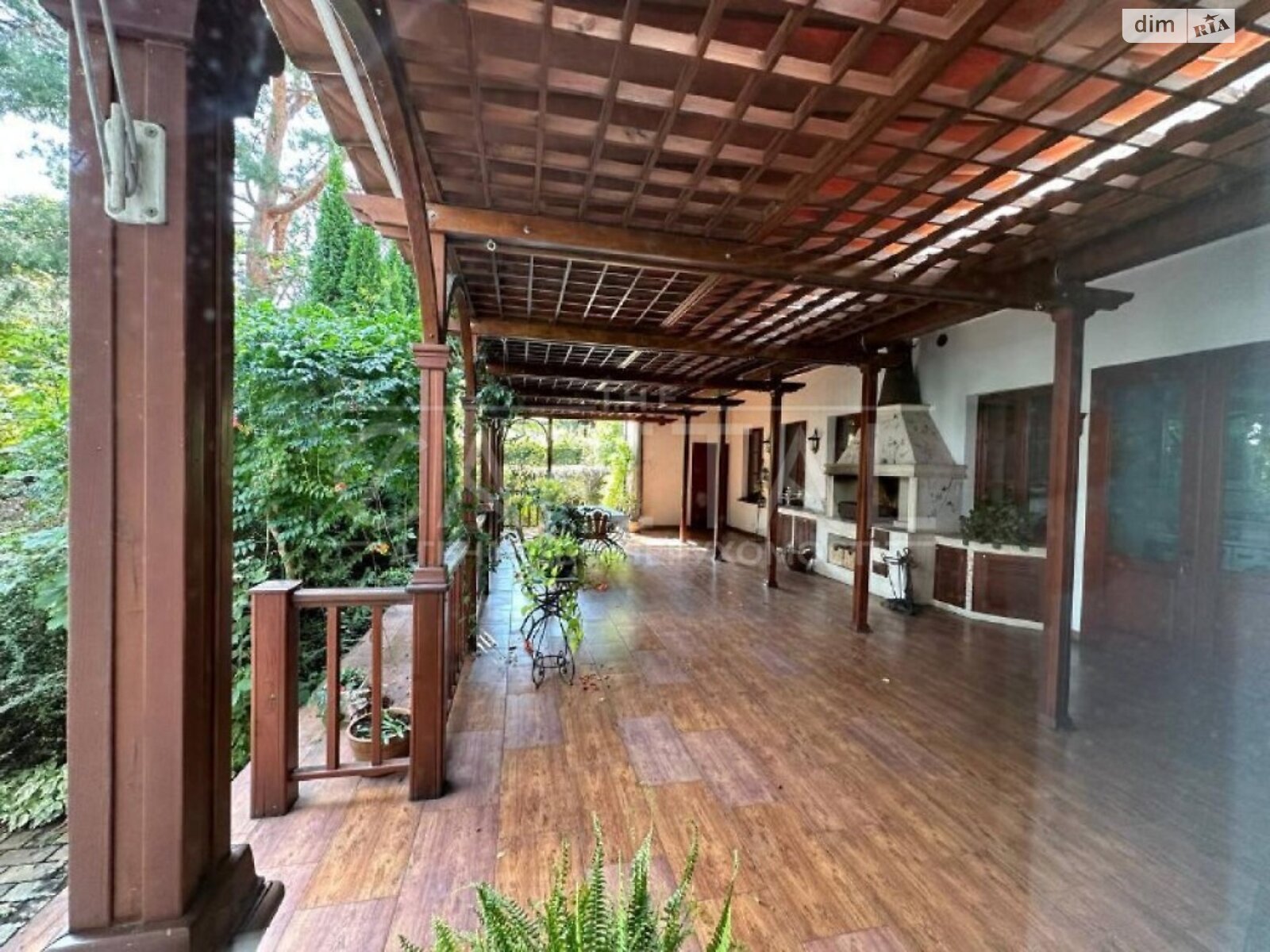 двухэтажный дом, 1500 кв. м, кирпич. Продажа в Козине фото 1