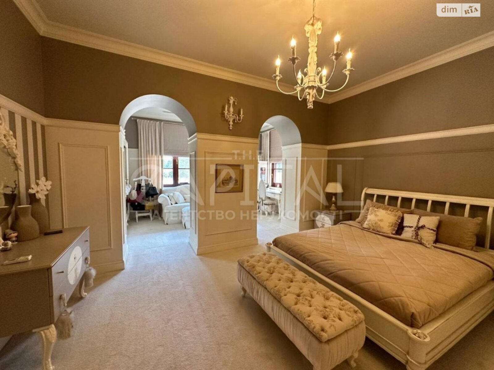 двухэтажный дом, 1500 кв. м, кирпич. Продажа в Козине фото 1