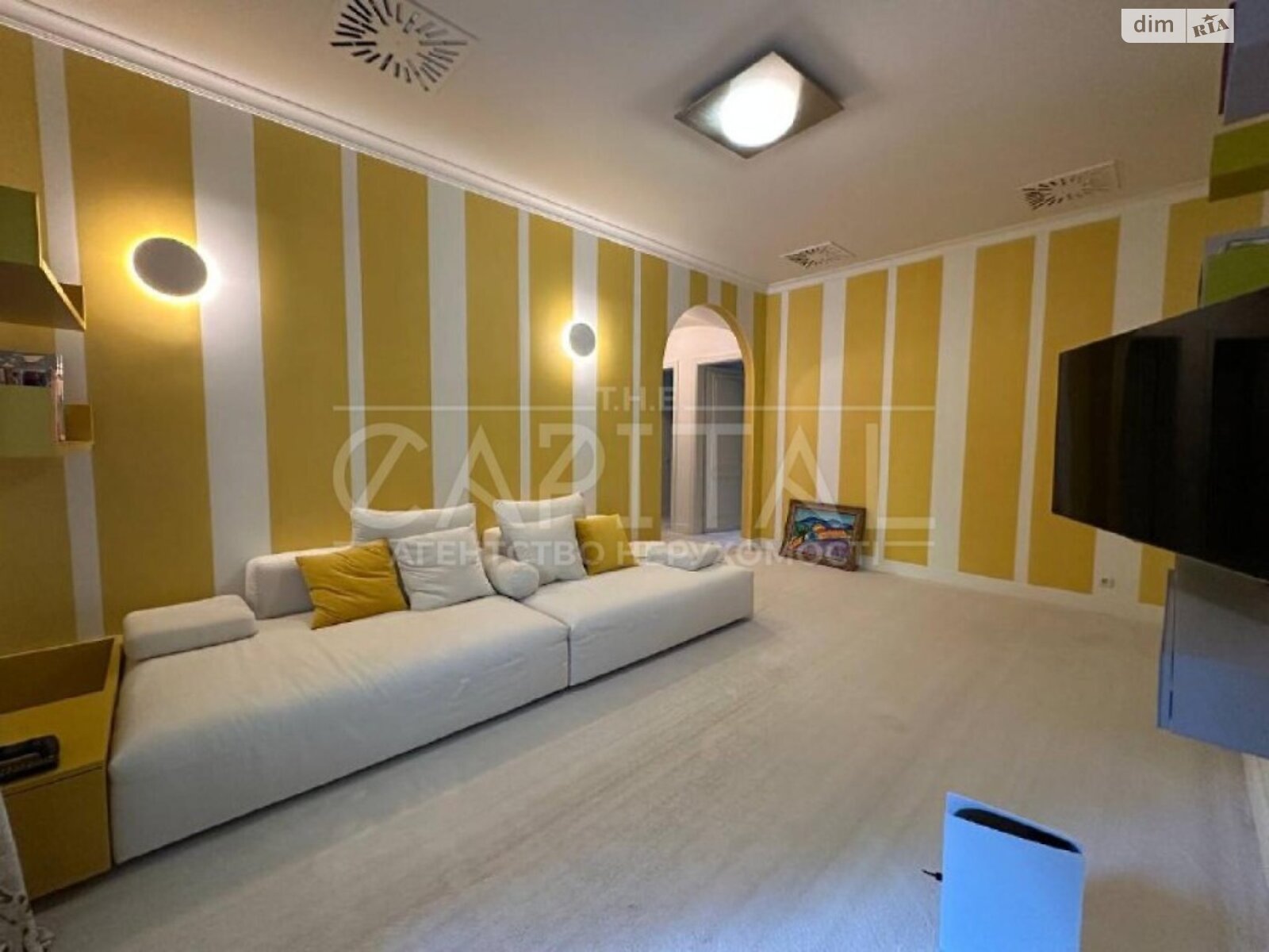 двухэтажный дом, 1500 кв. м, кирпич. Продажа в Козине фото 1