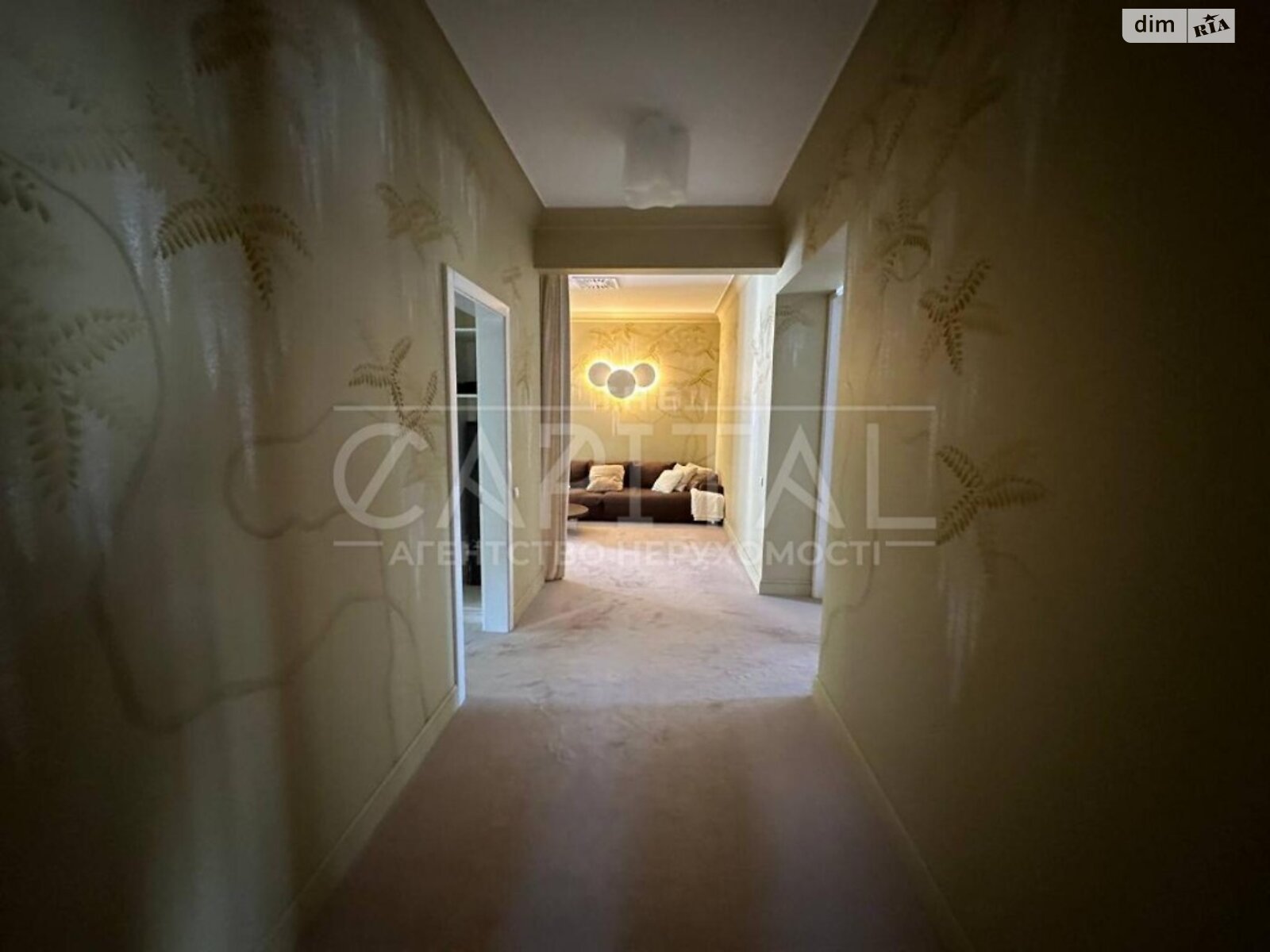 двухэтажный дом, 1500 кв. м, кирпич. Продажа в Козине фото 1