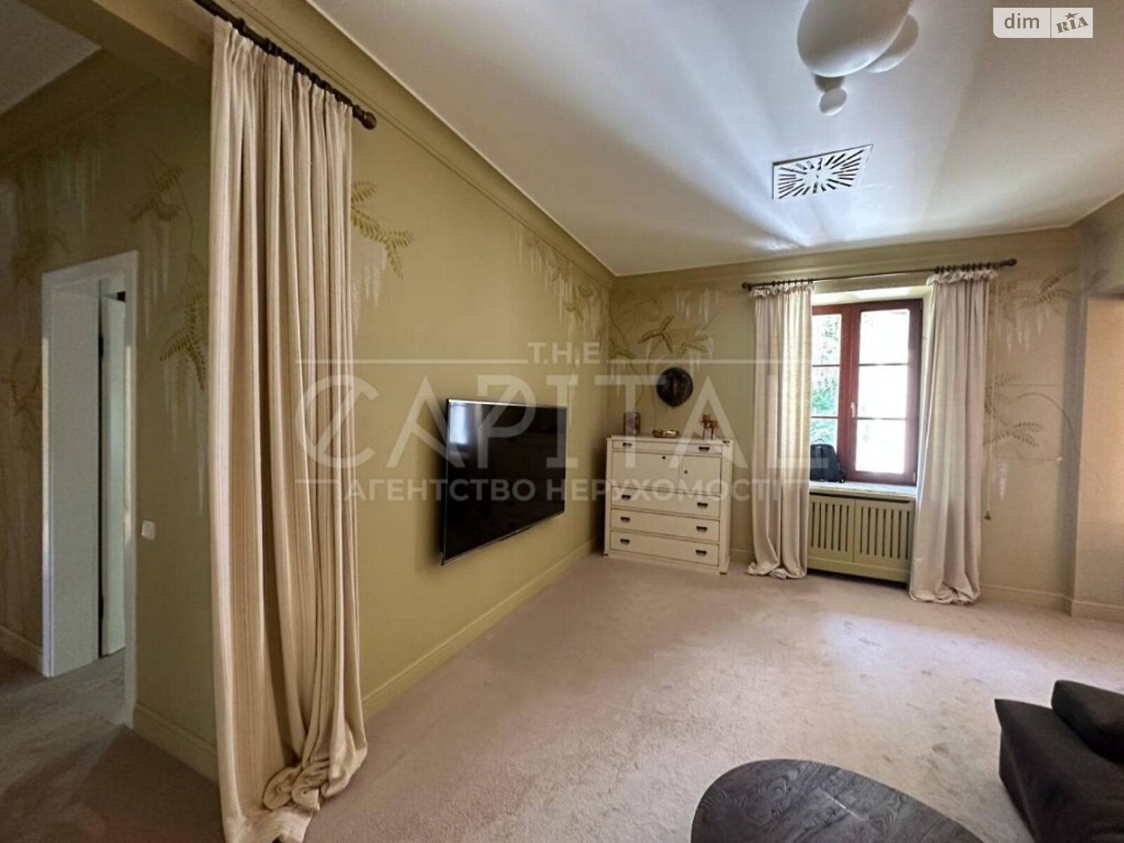 двухэтажный дом, 1500 кв. м, кирпич. Продажа в Козине фото 1