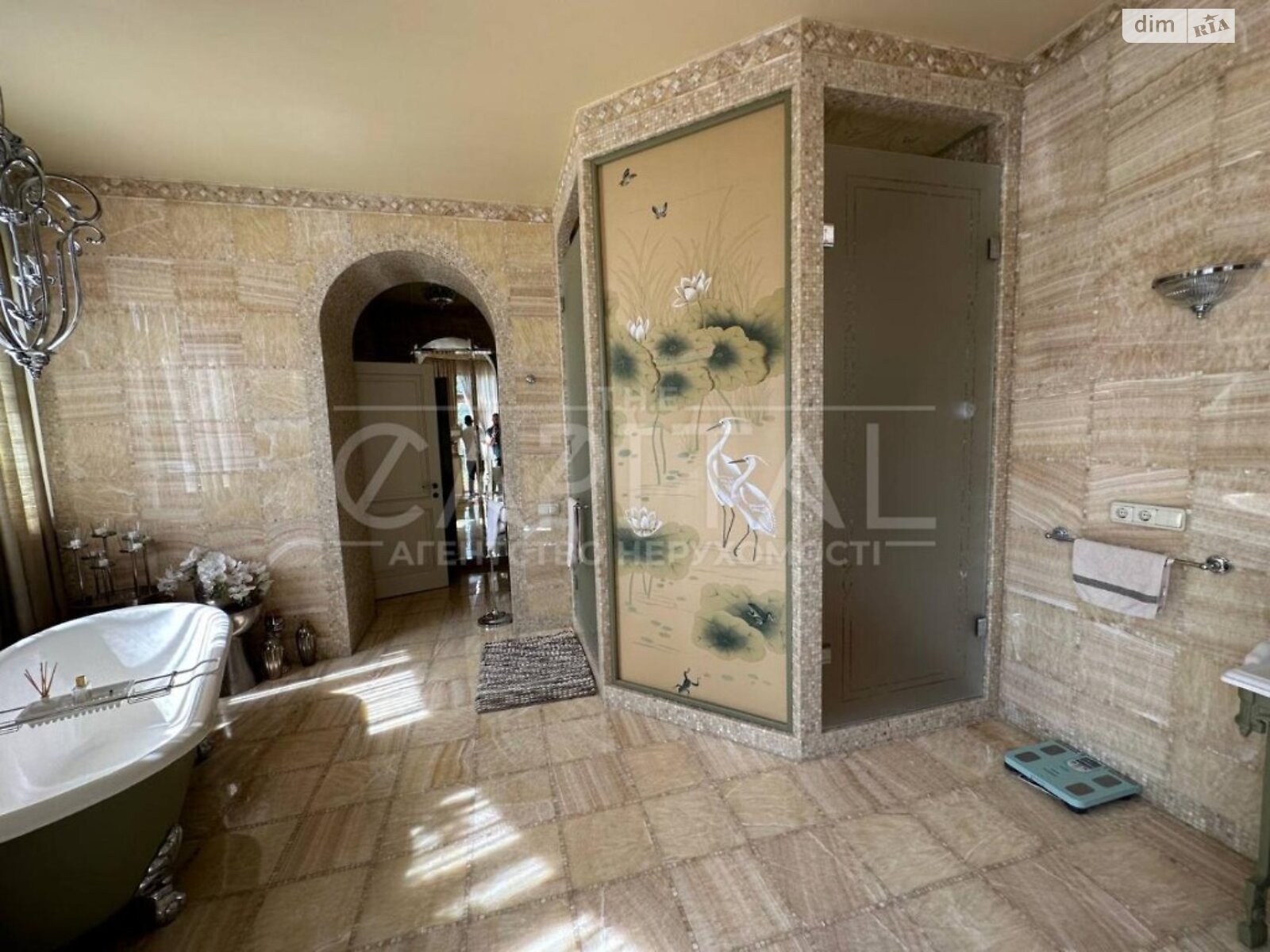 двухэтажный дом, 1500 кв. м, кирпич. Продажа в Козине фото 1