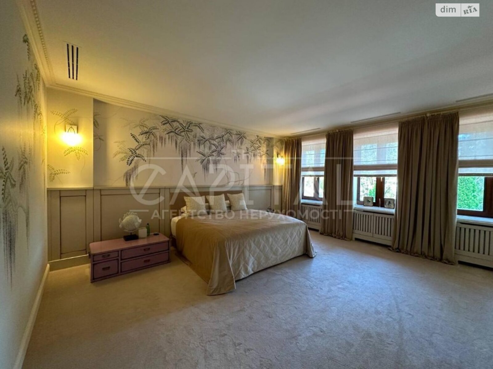 двухэтажный дом, 1500 кв. м, кирпич. Продажа в Козине фото 1