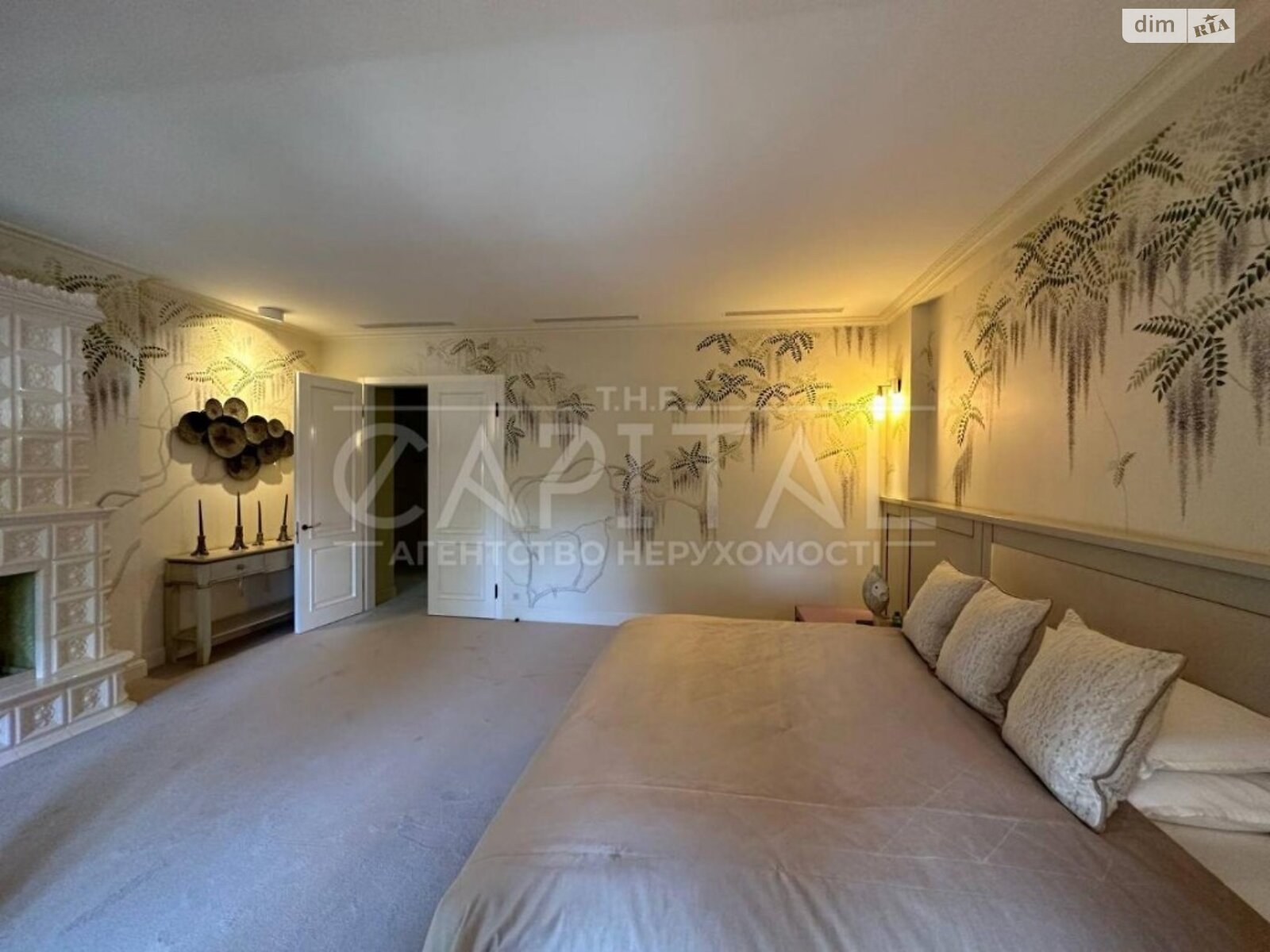 двухэтажный дом, 1500 кв. м, кирпич. Продажа в Козине фото 1