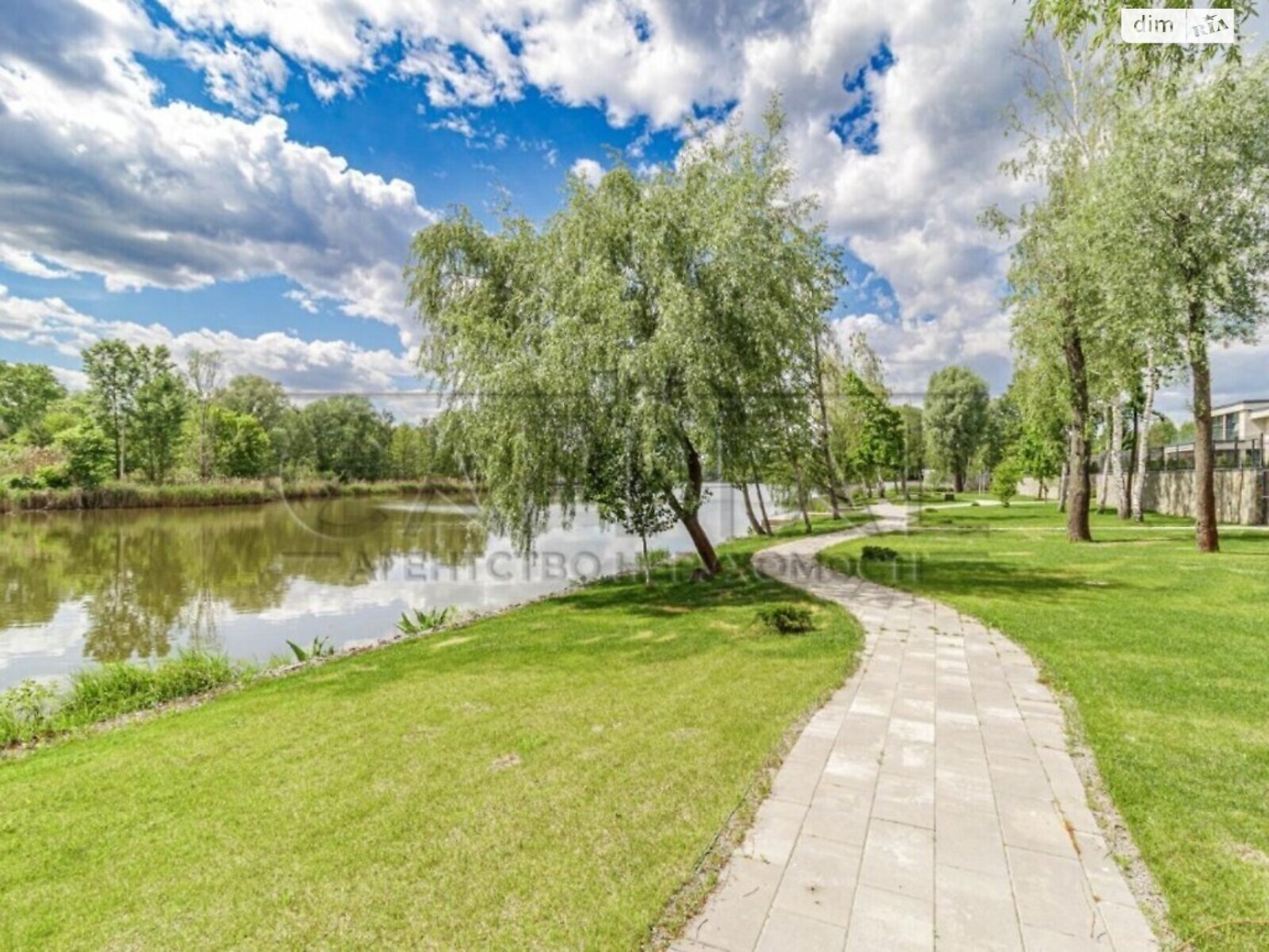 двоповерховий будинок, 267 кв. м, кирпич. Продаж у Козині фото 1 двоповерховий будинок, 267 кв. м, кирпич. Продаж у Козині фото 1