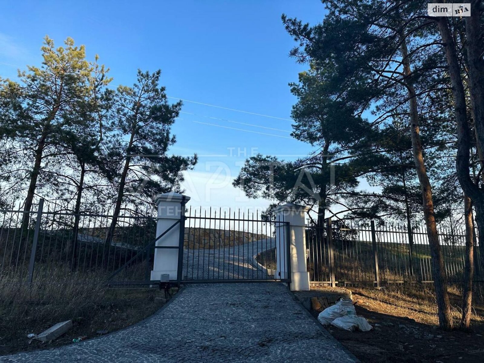 двоповерховий будинок з гаражем, 408 кв. м, цегла. Продаж у Козині фото 1 двоповерховий будинок з гаражем, 408 кв. м, цегла. Продаж у Козині фото 1
