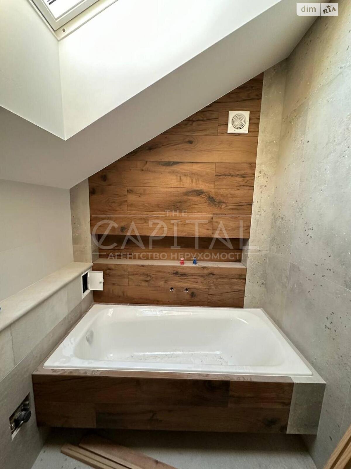 двоповерховий будинок з гаражем, 408 кв. м, цегла. Продаж у Козині фото 1 двоповерховий будинок з гаражем, 408 кв. м, цегла. Продаж у Козині фото 1