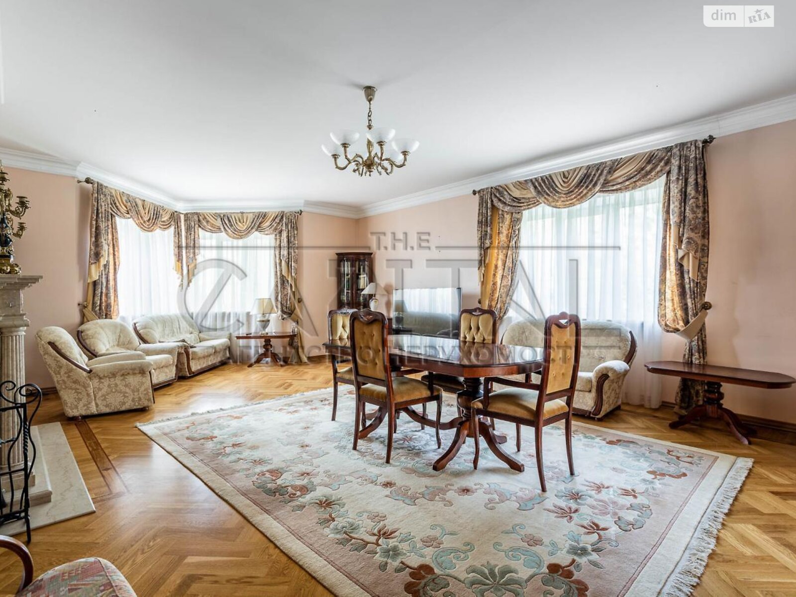 триповерховий будинок з гаражем, 490 кв. м, цегла. Продаж у Козині фото 1 триповерховий будинок з гаражем, 490 кв. м, цегла. Продаж у Козині фото 1