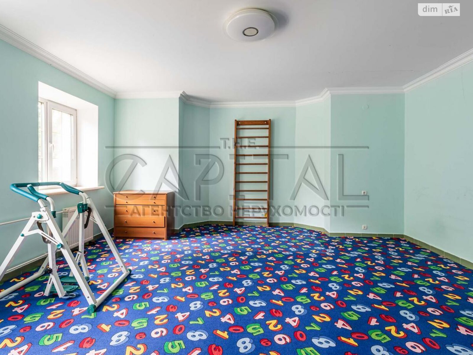 триповерховий будинок з гаражем, 490 кв. м, цегла. Продаж у Козині фото 1 триповерховий будинок з гаражем, 490 кв. м, цегла. Продаж у Козині фото 1