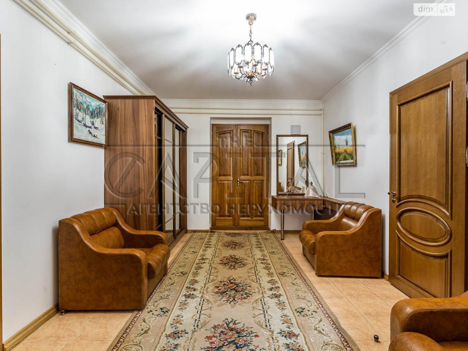 триповерховий будинок з гаражем, 490 кв. м, цегла. Продаж у Козині фото 1 триповерховий будинок з гаражем, 490 кв. м, цегла. Продаж у Козині фото 1