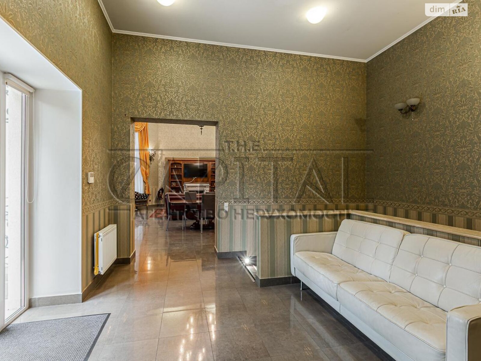 триповерховий будинок, 2300 кв. м, цегла. Продаж у Козині фото 1 триповерховий будинок, 2300 кв. м, цегла. Продаж у Козині фото 1