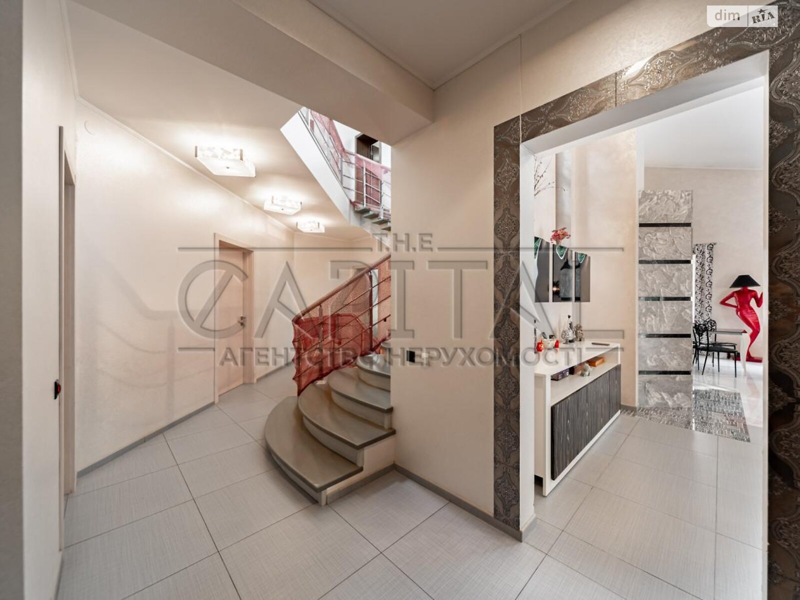 триповерховий будинок, 2300 кв. м, цегла. Продаж у Козині фото 1 триповерховий будинок, 2300 кв. м, цегла. Продаж у Козині фото 1