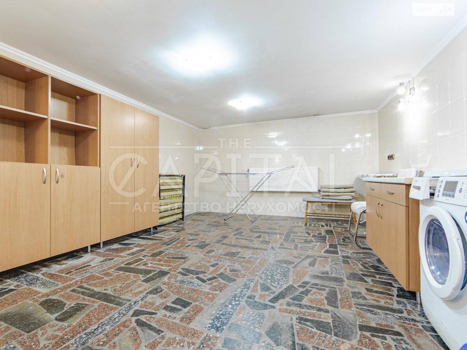 двоповерховий будинок з верандою, 550 кв. м, кирпич. Продаж у Козині фото 1 двоповерховий будинок з верандою, 550 кв. м, кирпич. Продаж у Козині фото 1