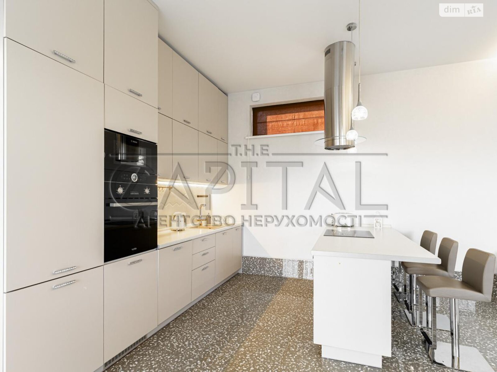 двоповерховий будинок з гаражем, 241 кв. м, цегла. Продаж у Козині фото 1 двоповерховий будинок з гаражем, 241 кв. м, цегла. Продаж у Козині фото 1