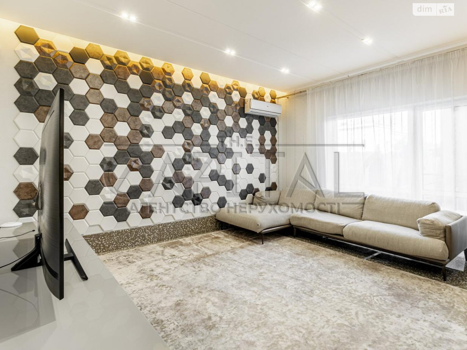 двоповерховий будинок з гаражем, 241 кв. м, цегла. Продаж у Козині фото 1 двоповерховий будинок з гаражем, 241 кв. м, цегла. Продаж у Козині фото 1