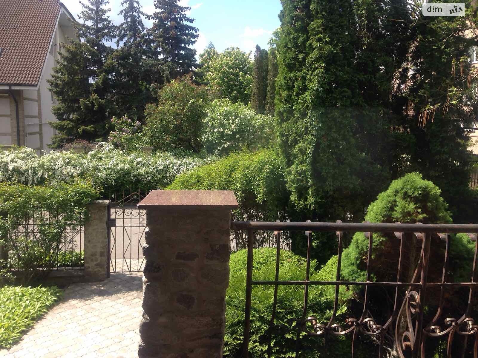двухэтажный дом с верандой, 497.5 кв. м, кирпич. Продажа в Козине фото 1 двухэтажный дом с верандой, 497.5 кв. м, кирпич. Продажа в Козине фото 1