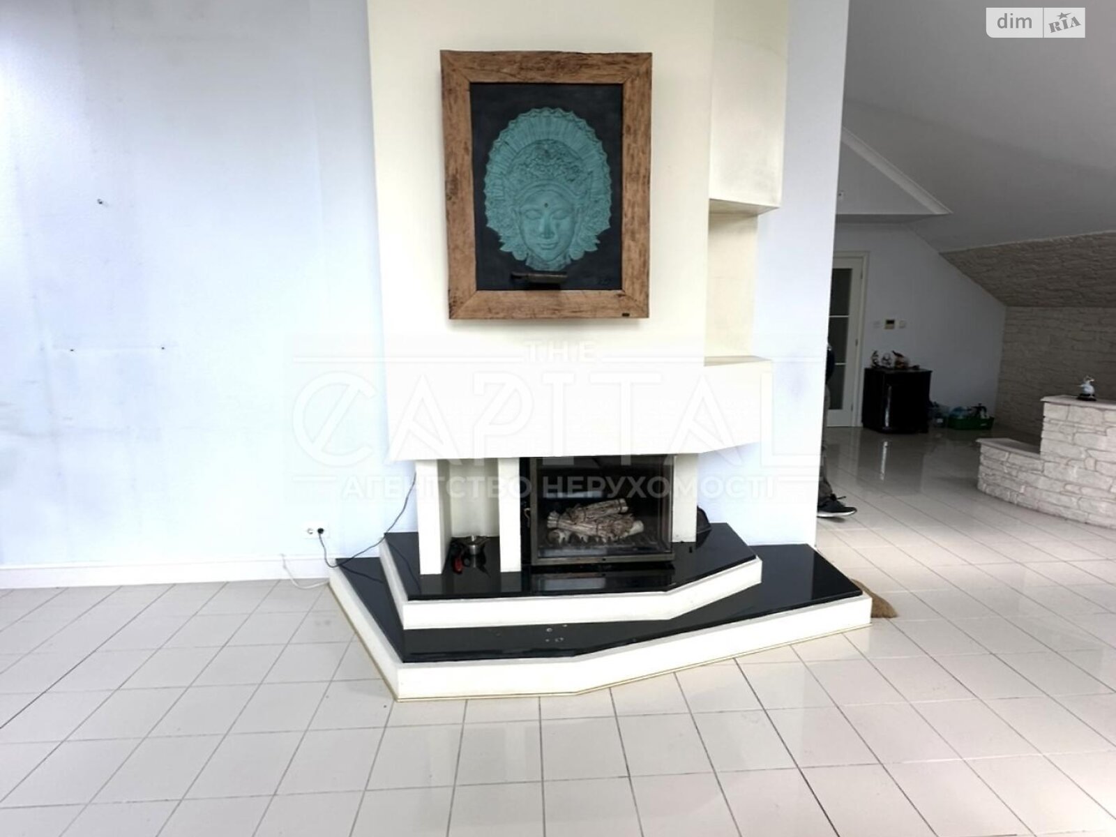 трехэтажный дом с балконом, 731 кв. м, кирпич. Продажа в Козине фото 1 трехэтажный дом с балконом, 731 кв. м, кирпич. Продажа в Козине фото 1