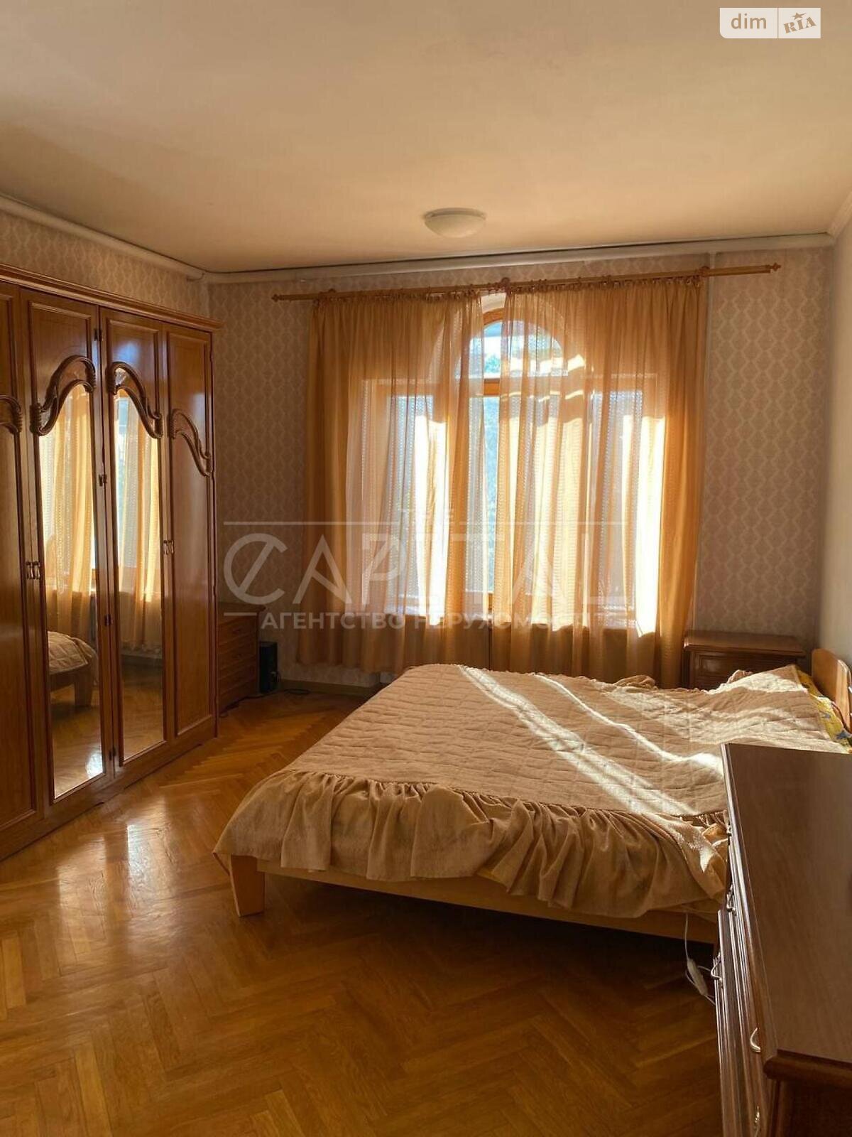 двоповерховий будинок, 424 кв. м, цегла. Продаж у Козині фото 1 двоповерховий будинок, 424 кв. м, цегла. Продаж у Козині фото 1