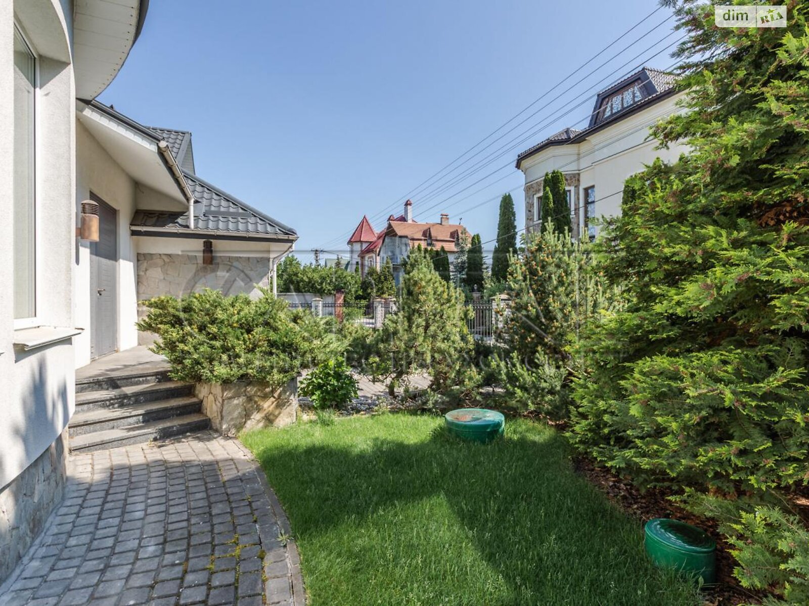 двухэтажный дом, 350 кв. м, кирпич. Продажа в Козине фото 1 двухэтажный дом, 350 кв. м, кирпич. Продажа в Козине фото 1