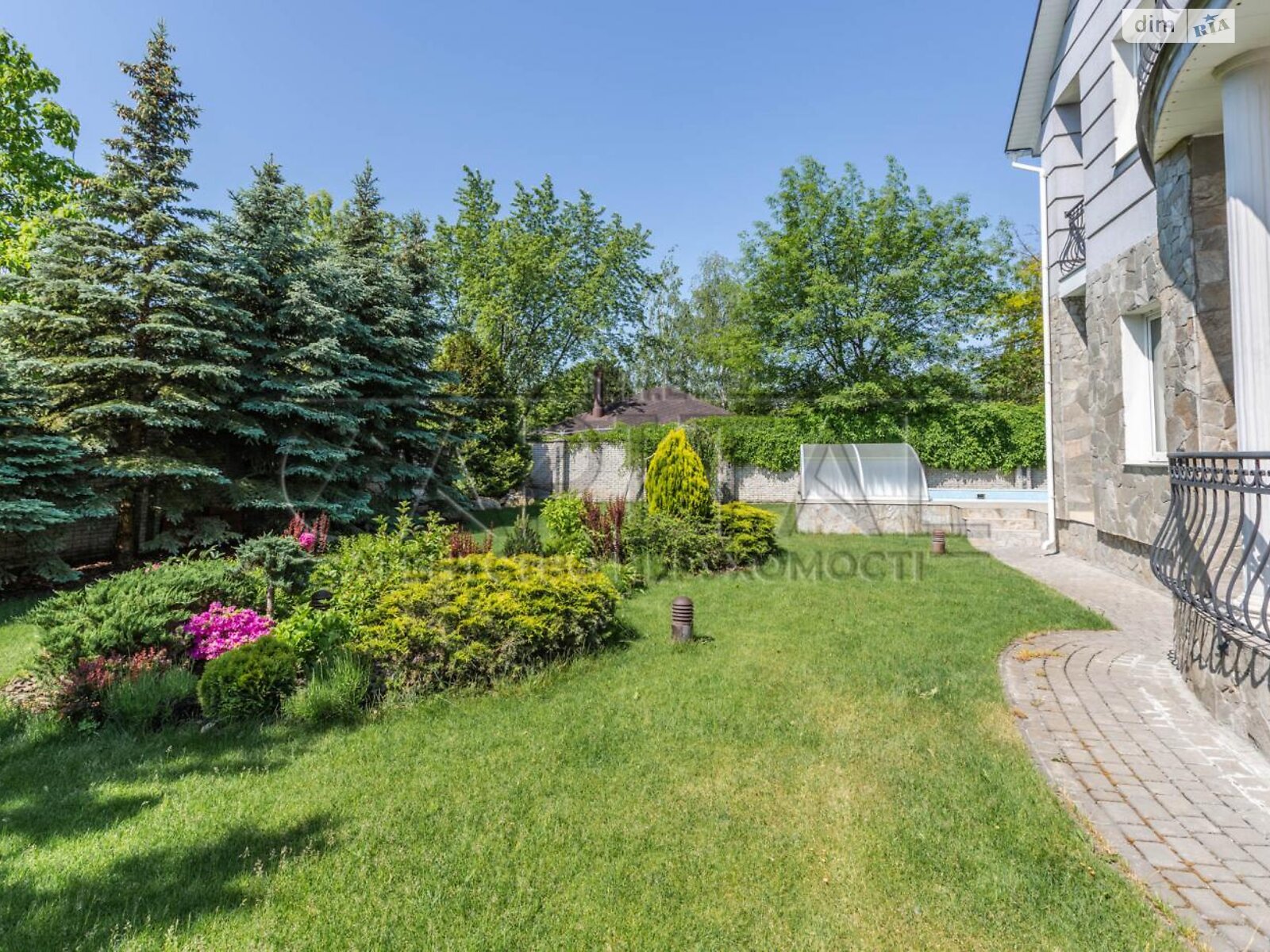 двухэтажный дом, 350 кв. м, кирпич. Продажа в Козине фото 1 двухэтажный дом, 350 кв. м, кирпич. Продажа в Козине фото 1