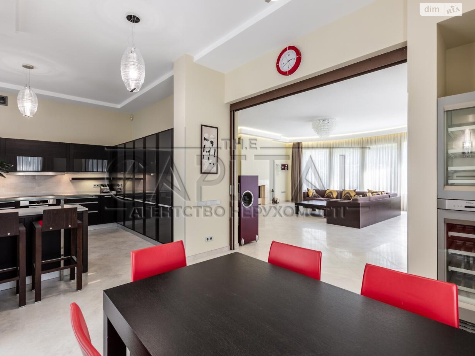 двухэтажный дом, 350 кв. м, кирпич. Продажа в Козине фото 1 двухэтажный дом, 350 кв. м, кирпич. Продажа в Козине фото 1