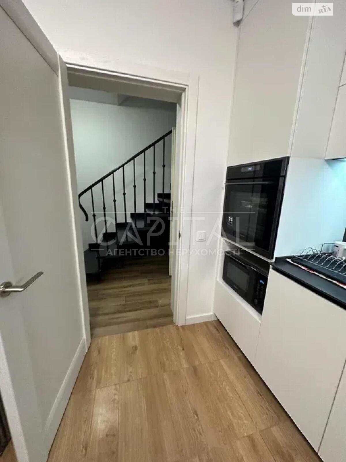 трехэтажный дом с мансардой, 280 кв. м, кирпич. Продажа в Козине фото 1 трехэтажный дом с мансардой, 280 кв. м, кирпич. Продажа в Козине фото 1