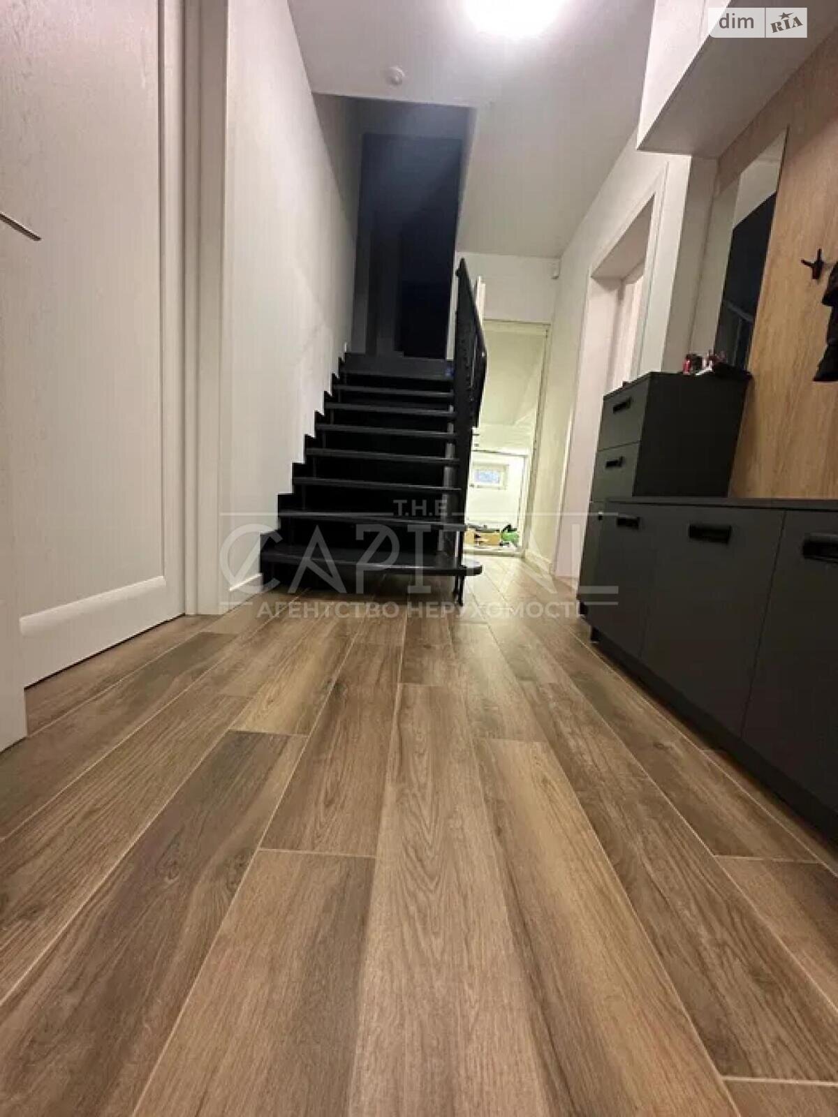 трехэтажный дом с мансардой, 280 кв. м, кирпич. Продажа в Козине фото 1 трехэтажный дом с мансардой, 280 кв. м, кирпич. Продажа в Козине фото 1