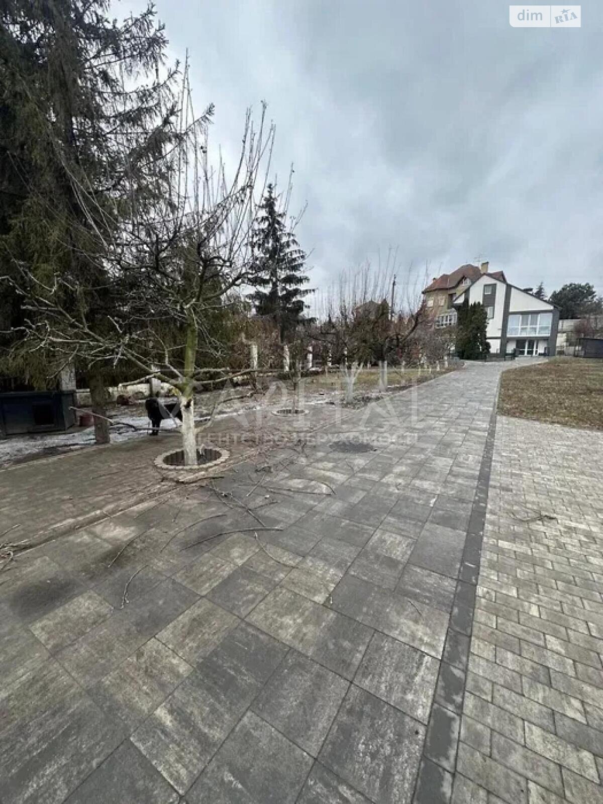 трехэтажный дом с мансардой, 280 кв. м, кирпич. Продажа в Козине фото 1 трехэтажный дом с мансардой, 280 кв. м, кирпич. Продажа в Козине фото 1