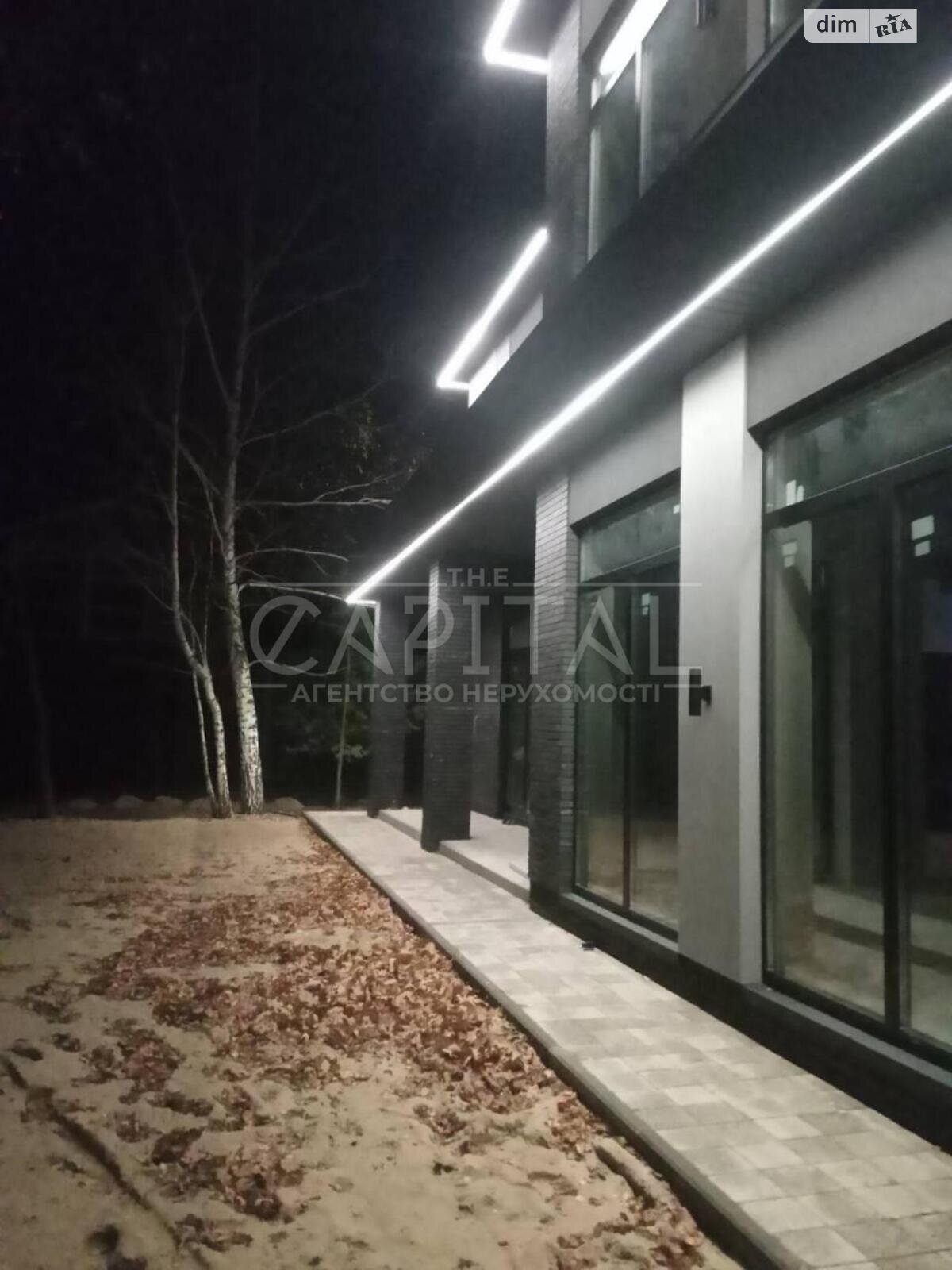 двоповерховий будинок з гаражем, 300 кв. м, цегла. Продаж у Козині фото 1 двоповерховий будинок з гаражем, 300 кв. м, цегла. Продаж у Козині фото 1