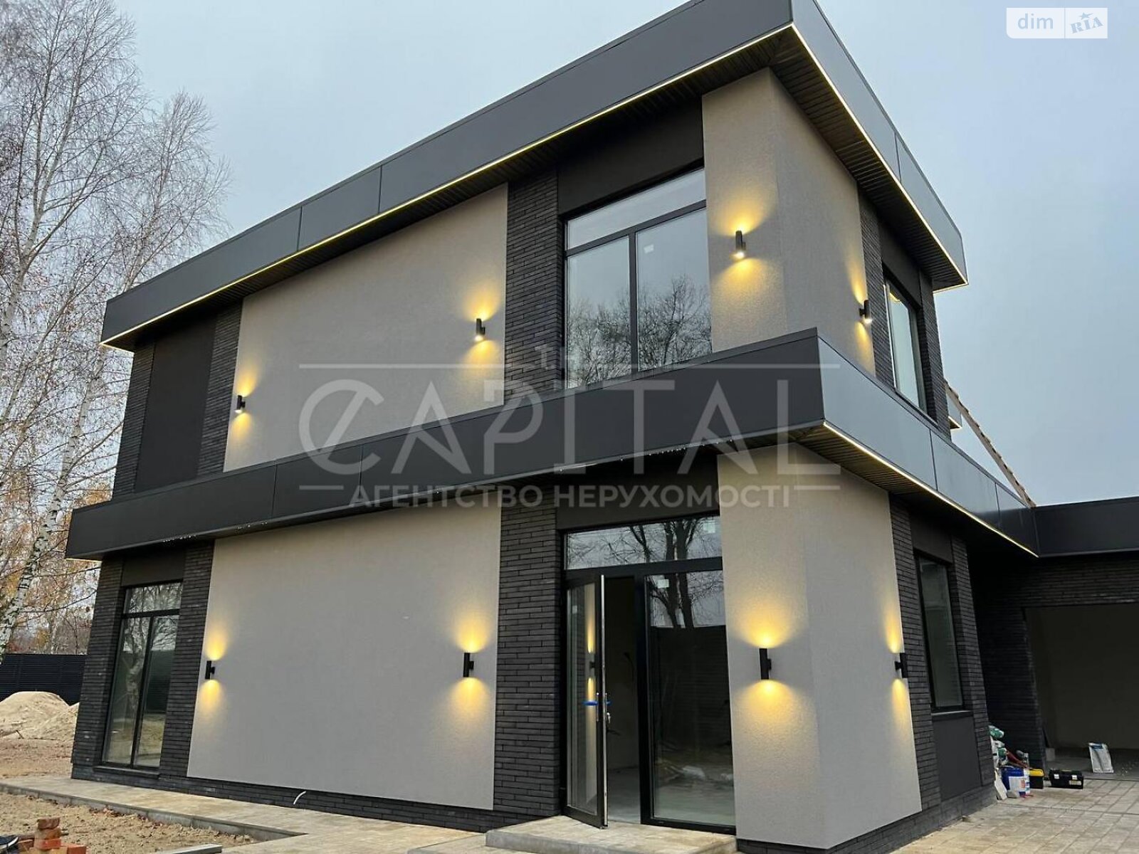 двоповерховий будинок з гаражем, 300 кв. м, цегла. Продаж у Козині фото 1 двоповерховий будинок з гаражем, 300 кв. м, цегла. Продаж у Козині фото 1