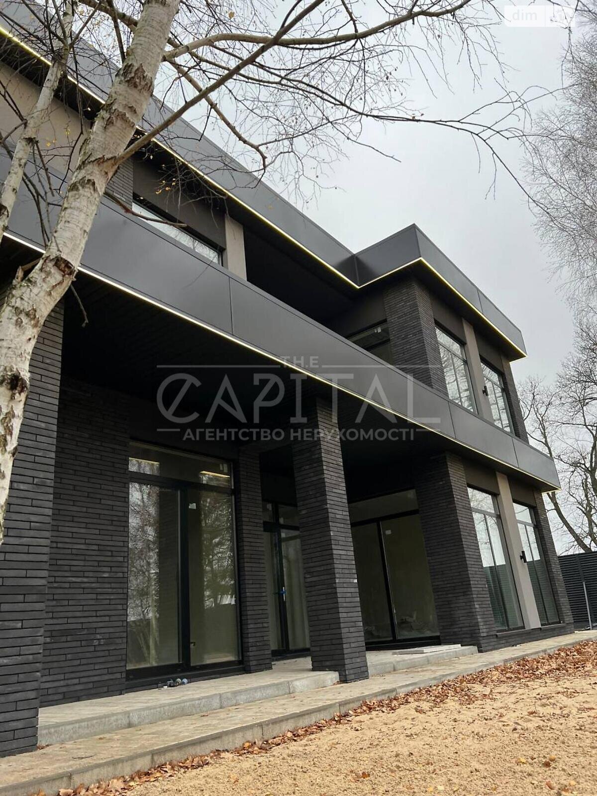 двоповерховий будинок з гаражем, 300 кв. м, цегла. Продаж у Козині фото 1 двоповерховий будинок з гаражем, 300 кв. м, цегла. Продаж у Козині фото 1