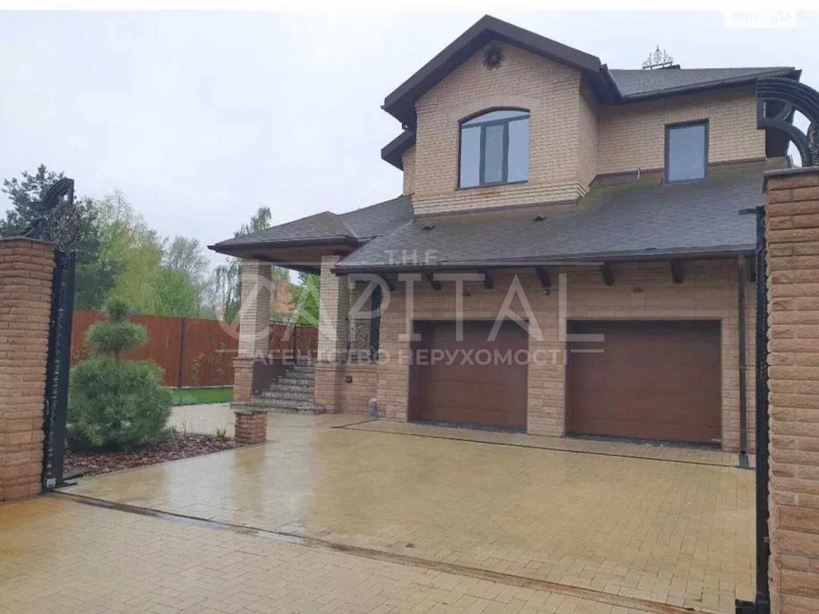 трехэтажный дом с гаражом, 395 кв. м, кирпич. Продажа в Козине фото 1 трехэтажный дом с гаражом, 395 кв. м, кирпич. Продажа в Козине фото 1