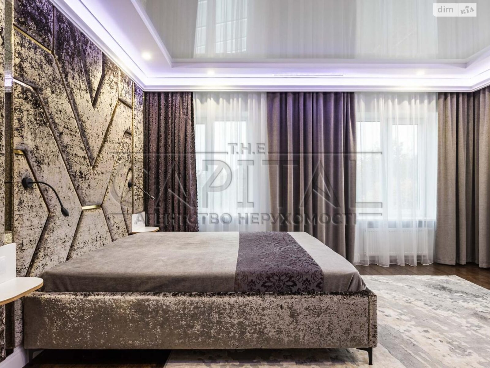 трехэтажный дом с гаражом, 395 кв. м, кирпич. Продажа в Козине фото 1 трехэтажный дом с гаражом, 395 кв. м, кирпич. Продажа в Козине фото 1