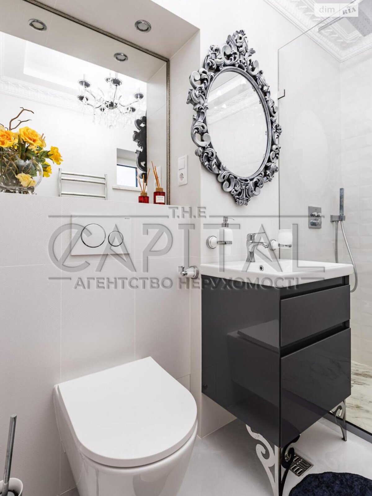 трехэтажный дом с гаражом, 395 кв. м, кирпич. Продажа в Козине фото 1 трехэтажный дом с гаражом, 395 кв. м, кирпич. Продажа в Козине фото 1