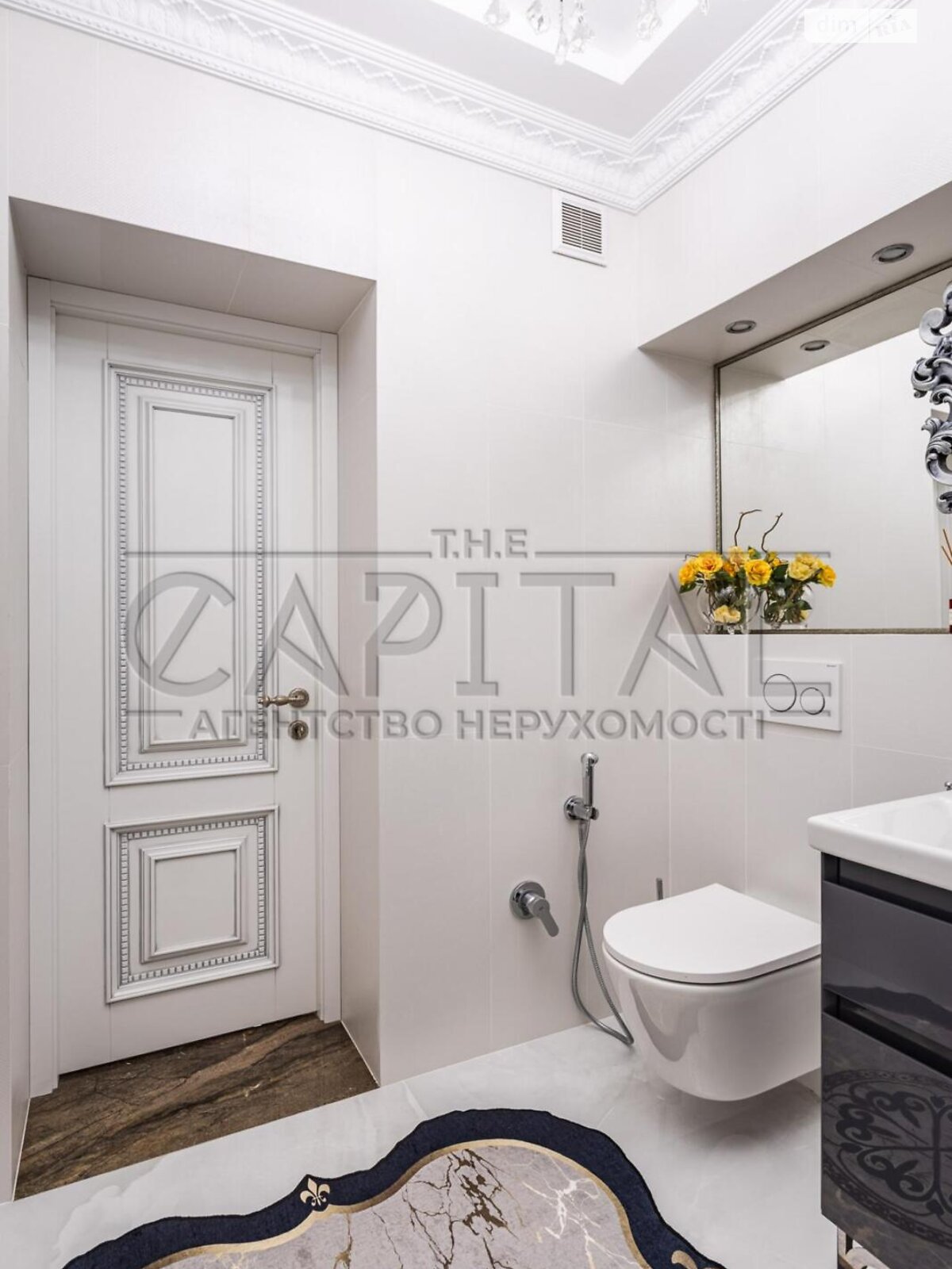 трехэтажный дом с гаражом, 395 кв. м, кирпич. Продажа в Козине фото 1 трехэтажный дом с гаражом, 395 кв. м, кирпич. Продажа в Козине фото 1