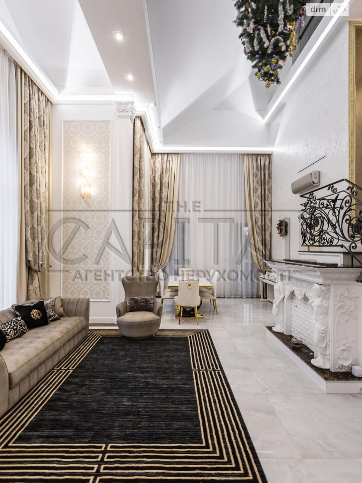 трехэтажный дом с гаражом, 395 кв. м, кирпич. Продажа в Козине фото 1 трехэтажный дом с гаражом, 395 кв. м, кирпич. Продажа в Козине фото 1