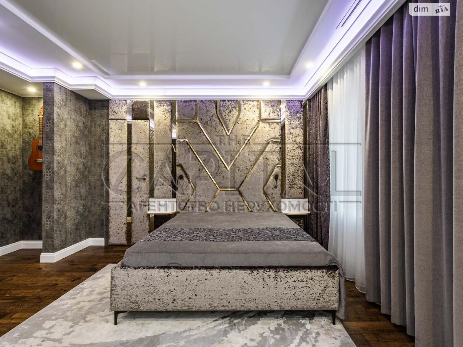 трехэтажный дом с гаражом, 395 кв. м, кирпич. Продажа в Козине фото 1 трехэтажный дом с гаражом, 395 кв. м, кирпич. Продажа в Козине фото 1