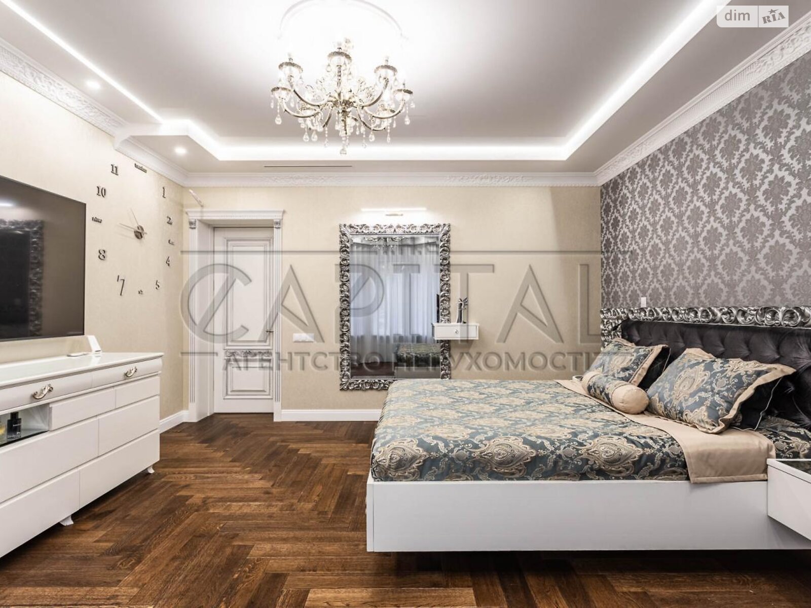 трехэтажный дом с гаражом, 395 кв. м, кирпич. Продажа в Козине фото 1 трехэтажный дом с гаражом, 395 кв. м, кирпич. Продажа в Козине фото 1