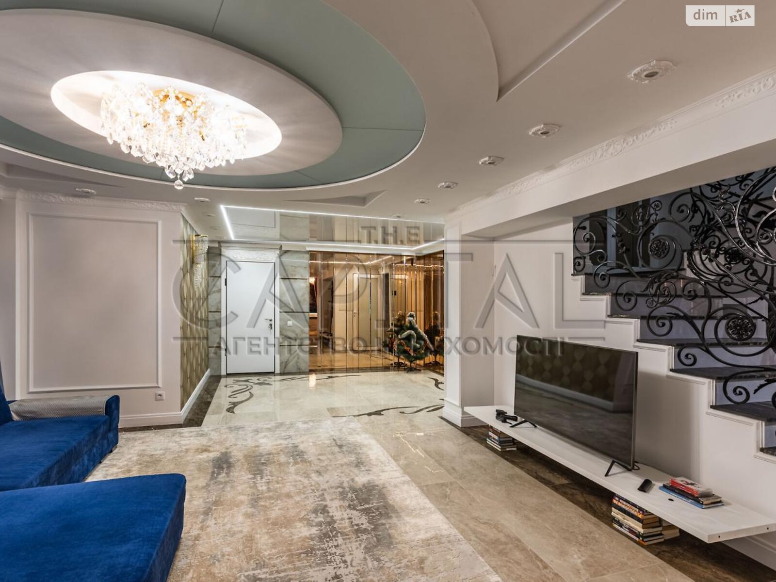 трехэтажный дом с гаражом, 395 кв. м, кирпич. Продажа в Козине фото 1 трехэтажный дом с гаражом, 395 кв. м, кирпич. Продажа в Козине фото 1