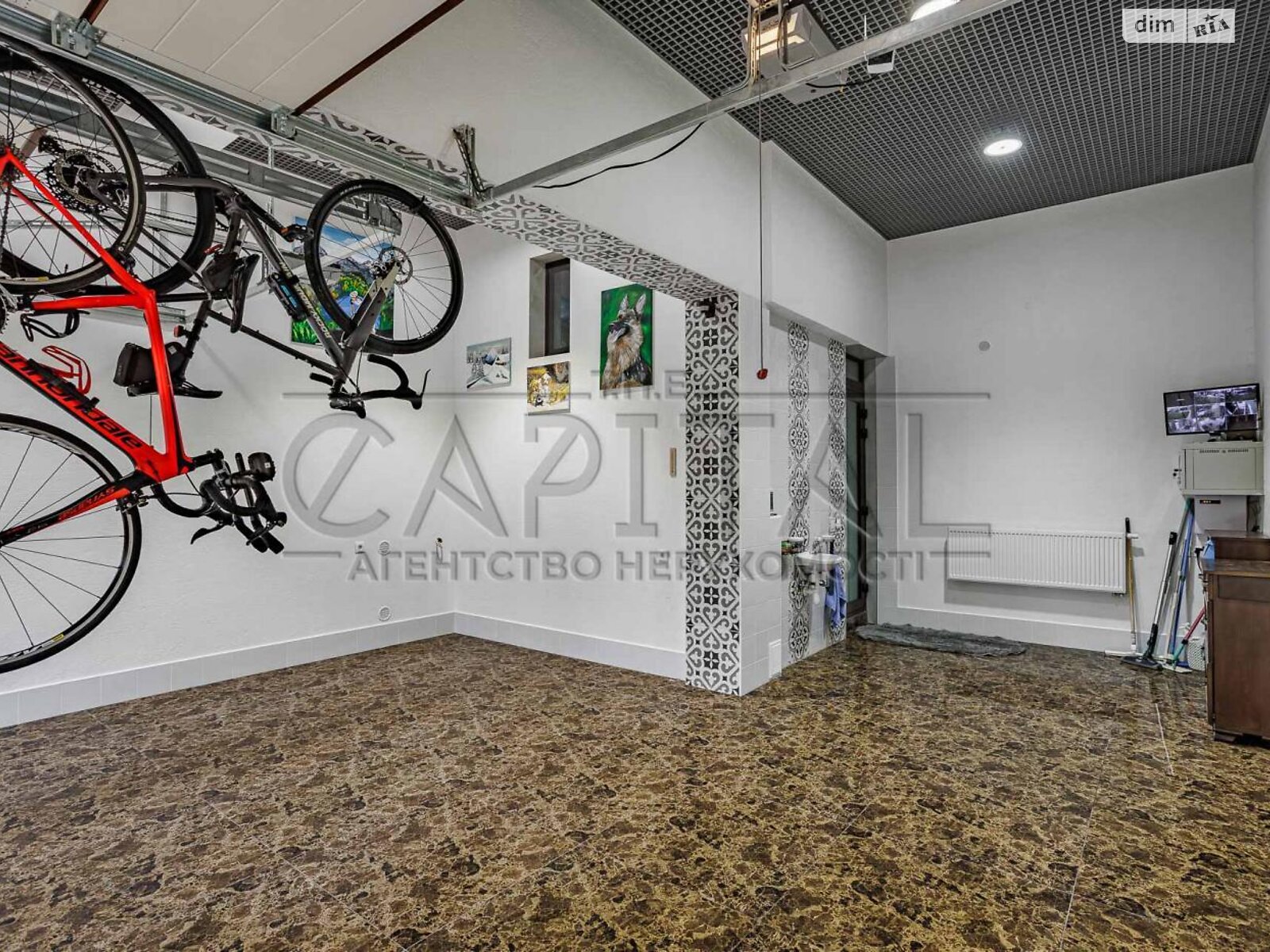 трехэтажный дом с гаражом, 395 кв. м, кирпич. Продажа в Козине фото 1 трехэтажный дом с гаражом, 395 кв. м, кирпич. Продажа в Козине фото 1