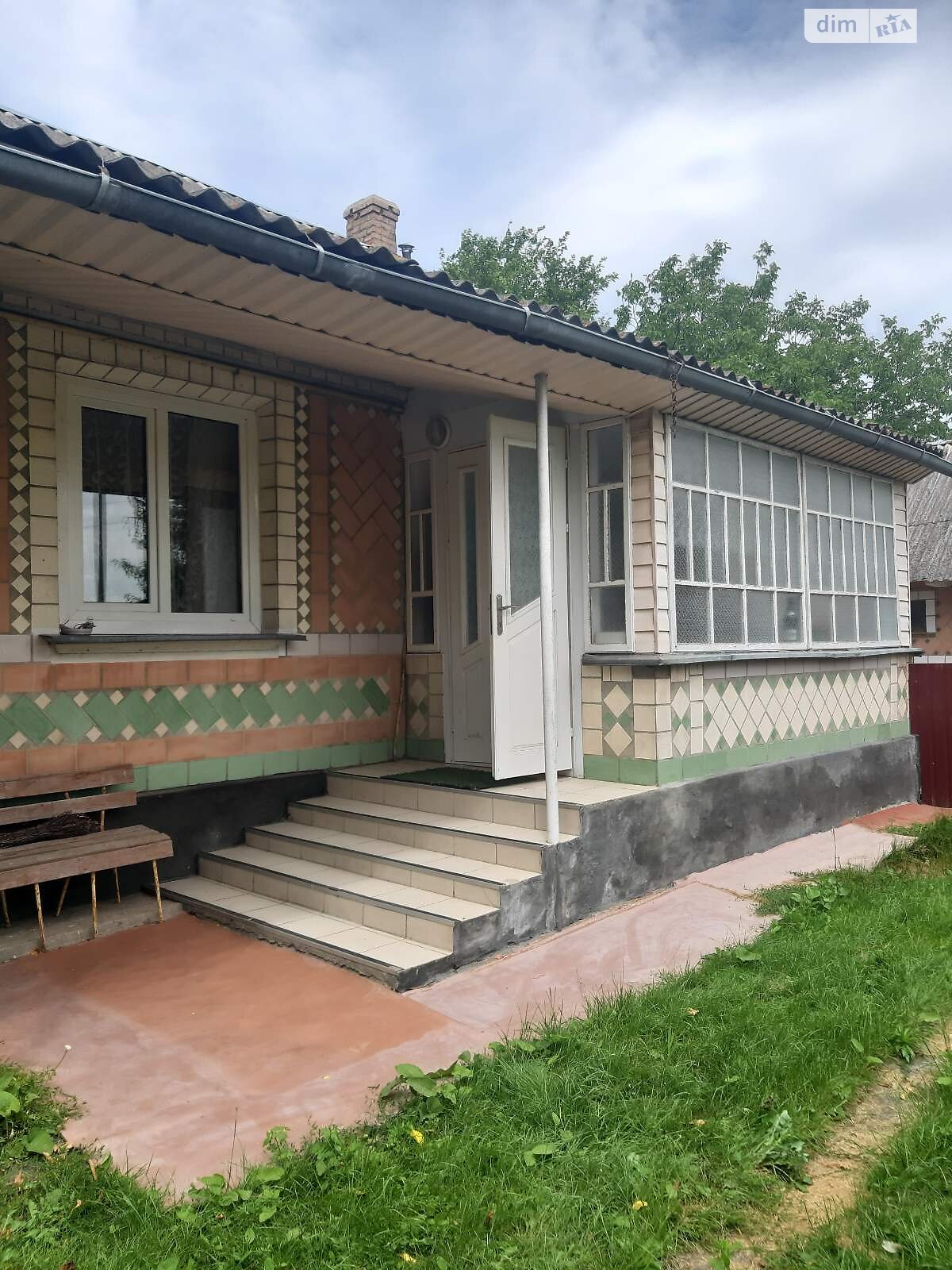 одноэтажный дом с гаражом, 74.1 кв. м, шлакобетон. Продажа в Краеве фото 1 одноэтажный дом с гаражом, 74.1 кв. м, шлакобетон. Продажа в Краеве фото 1